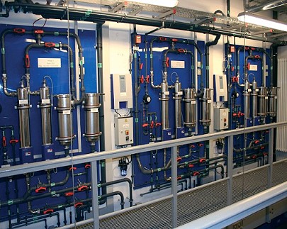 UV sterilisation facility (with fine filters and water measuring stations)